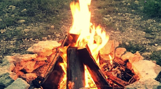 How to Build a Campfire