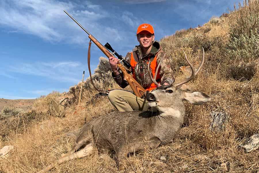 Hunting in Utah image courtesy of the Utah division of wildlife resources - Popular Outdoorsman Hunting in Utah image courtesy of the Utah division of wildlife resources